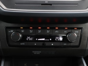 Seat Arona Crossover 1.0 EcoTSI 95KM 2020 Seat Arona 1.0 TSI, Salon Polska, VAT 23%, Klima, zdjęcie 17