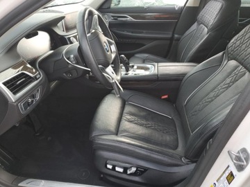 BMW Seria 7 G70 2022 BMW Seria 7 750xi 2022 4.4l 4.4 Benzyna 523KM, zdjęcie 7