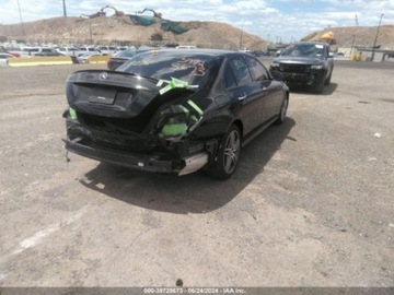 Mercedes Klasa E W213 2019 Mercedes-Benz Klasa E 2019 Mercedes-Benz E-Class E 300 4MATIC Sedan 2.0, zdjęcie 3