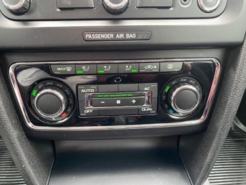 Skoda Superb II Kombi 1.8 TSI 160KM 2010 Skoda Superb XENONY NAWIGACJA PARKTRONIC TEMPOMAT SERWISOANA ZAREJESTROWANA, zdjęcie 10