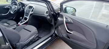 Opel Astra J GTC 1.4 Turbo ECOTEC 140KM 2014 Opel Astra GTC 1,4 turbo benzyna 2014, zdjęcie 8