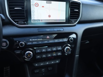 Kia Sportage IV SUV Facelifting 1.6 T-GDI 177KM 2019 Kia Sportage 1.6 T-GDI, Salon Polska, Serwis ASO, zdjęcie 11