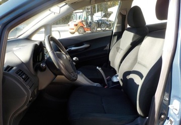 Toyota Auris I Hatchback 2.0 D-4D 125KM 2007 Toyota Auris Diesel Okazja 2.0 Diesel 126KM, zdjęcie 16