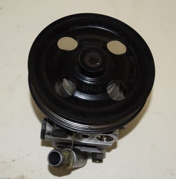 FORD GALAXY MK3 1.8 TDCI ČERPADLO SERVA