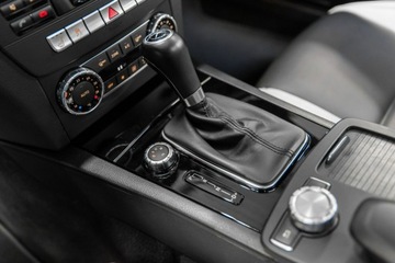 Mercedes Klasa C W204 2011 Mercedes C 63 AMG Coupe Performance 487KM, zdjęcie 29