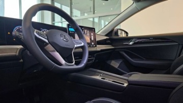 Volkswagen Passat B8 Variant Facelifting 2.0 TDI SCR 150KM 2025 Volkswagen Passat Variant Business Plus 2.0 TDI DSG7Side AssistNawigacjaFo, zdjęcie 12