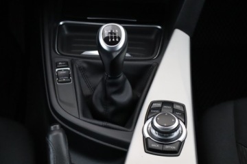 BMW Seria 3 F30-F31-F34 Touring 2.0 318d 143KM 2013 BMW 3 318 d, Navi, Klima, Klimatronic, Tempomat, zdjęcie 18