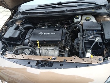 Opel Astra J Sedan 1.6 Twinport ECOTEC 115KM 2016 OPEL ASTRA 1,6-16V, zdjęcie 11