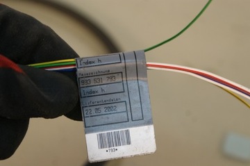 MERCEDES VANEO W414 ZÁMEK DVEŘE PRAVÝ ZADNÍ