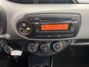Toyota Yaris III Hatchback 5d Facelifting 1.0 VVT-i 69KM 2014 Toyota Yaris 1.0 Active III (2011-2019) Toyota Yar, zdjęcie 14