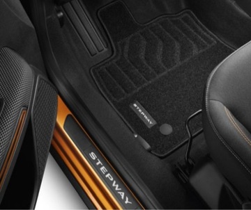 NAKŁADKI PROGOWE DACIA SANDERO STEPWAY III