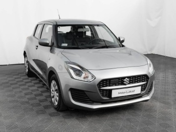 Suzuki Swift VI Hatchback Facelifting 1.2 DualJet SHVS 83KM 2021 Suzuki Swift WD7972P#1.2 Dualjet SHVS Premium, zdjęcie 2