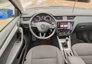 Skoda Octavia III Kombi Facelifting 1.6 TDI 115KM 2019 Skoda Octavia Skoda Octavia 1.6 TDI SCR Ambition 1.6 Diesel 115KM, zdjęcie 18