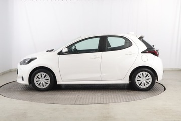 Toyota Yaris IV 2021 Toyota Yaris 1.5 Hybrid, Salon Polska, Serwis ASO, zdjęcie 2
