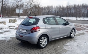 Peugeot 208 I Hatchback 5d Facelifting 1.2 PureTech 82KM 2018 Peugeot 208 1.2 83KM LIFT Niski przebieg Bez korozji Klima Android Auto Mi, zdjęcie 6