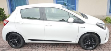 Toyota Yaris III Hatchback 5d Facelifting 2017 1.5 Hybrid 100KM 2018 TOYOTA YARIS HYBRYDA, zdjęcie 6