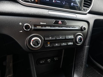 Kia Sportage IV SUV Facelifting 1.6 GDI 132KM 2021 KIA Sportage 1.6 GDI 2WD Suv 132KM 2021, zdjęcie 16