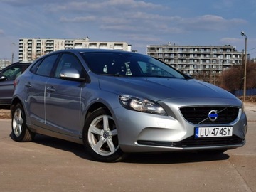 Volvo V40 II Cross Country D2 115KM 2013