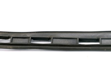 MINI R56 Пенопластовый уплотнитель левой передней стойки