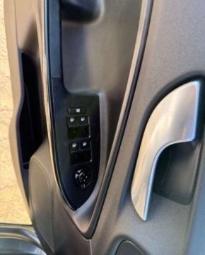 Alfa Romeo Giulietta Nuova II Hatchback 5d 1.4 TB 16v 120KM 2010 Alfa Romeo Giulietta Alfa Romeo Giulietta 1.4 Benzyna 120KM, zdjęcie 10