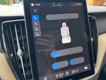 Volvo XC60 II 2025 VOLVO XC60 B5 AWD Ultra Bright Suv (264KM) 2025, zdjęcie 11