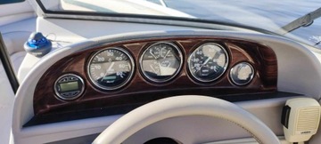 Моторная лодка Four Winns Horizon V8 5.0 Cobra