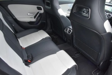 Mercedes CLA C118/X118 Shooting Brake 2.0 200d 150KM 2020 Mercedes-Benz CLA MERCEDES CLA200 150KM AMG LED Virtual Panorama Gwarancja, zdjęcie 33