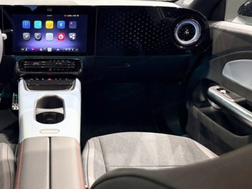 Mercedes CLA C118/X118 2026 MERCEDES-BENZ CLA 220 4-Matic AMG Line 1.5 (190KM) 2026, zdjęcie 6