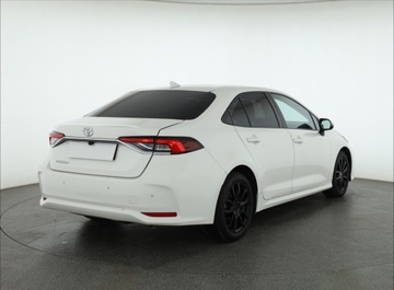 Toyota Corolla XII Sedan 1.6 Valvematic Dual VVT-i 132KM 2019 Toyota Corolla 1.6 Valvematic, Salon Polska, zdjęcie 4