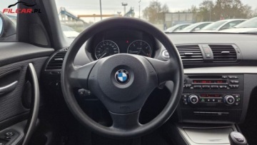 BMW Seria 1 E81/E87 Hatchback 5d E87 2.0 118d 143KM 2008 BMW Seria 1 Zarejestrowany POLIFT 5-Dzwiowy Aktualne OC i BT Mozliwa zamia, zdjęcie 9