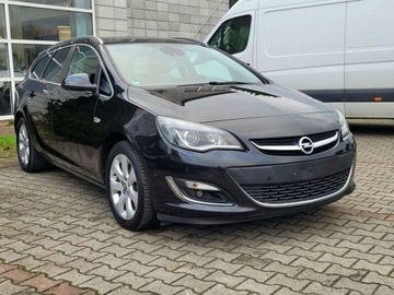 Opel Astra J Sports Tourer Facelifting 2.0 CDTI ECOTEC 165KM 2014 Opel Astra 2.0.164KM. 2.0 Diesel 164KM, zdjęcie 3