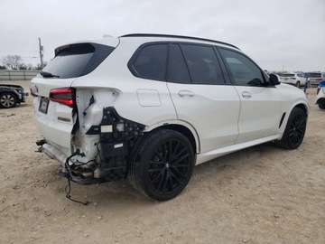 BMW X5 G05 2023 BMW X5 M50I 2023 4.4l 4.4 Benzyna 523KM, zdjęcie 3