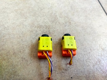 VOLVO C40 XC40 S60 V60 S90 V90 XC60 II XC90 KONEKTOR ZÁSTRČKA PAS PÁSY POJISTKA