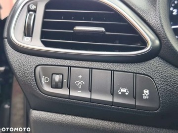 Hyundai i30 II Wagon Facelifting 1.4 MPI 100KM 2017 Hyundai i30 Hyundai i30 1.4 Trend 1.4 Benzyna 99KM, zdjęcie 17