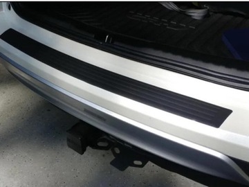 НАКЛАДКА ЗАДНЕГО БАМПЕРА ЗАЩИТНАЯ РЕЗИНОВАЯ ПОЛОСКА 104 СМ АВТОМОБИЛЬНАЯ ЛЕНТА