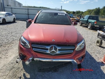 Mercedes GLC C253 2019 Mercedes-Benz GLC 2019 r., 2,0L 300 4MATIC 2.0 Benzyna 241KM, zdjęcie 1