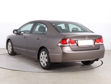 Honda Civic VIII Sedan 1.8 i-VTEC 140KM 2010 Honda Civic 1.8 i, Salon Polska, Klima, zdjęcie 3
