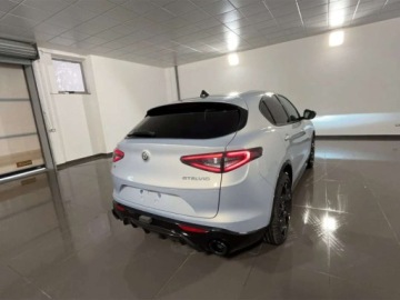 Alfa Romeo Stelvio SUV Facelifting 2023 2.0 GME Turbo 280KM 2025 ALFA ROMEO Stelvio Turbo Veloce Q4 Suv 2.0 (280KM) 2025, zdjęcie 3