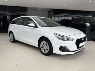 Hyundai i30 III Wagon 1.4 MPi 100KM 2019 Hyundai i30 Select Asystent hamowania Lane Assist Bluetooth FV23, zdjęcie 4