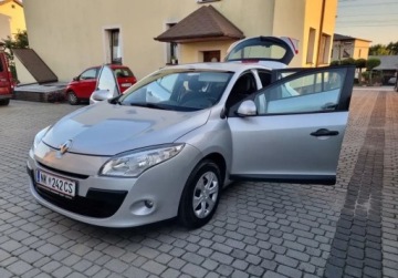 Renault Megane II Sedan 1.6 16V 110KM 2009 Renault Megane Renault Megane Renault Megane 1.6I 110PS Zadbane 1.6 Benzyna, zdjęcie 18
