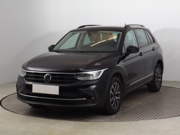 Volkswagen Tiguan II SUV 1.5 TSI EVO 150KM 2020 VW Tiguan 1.5 TSI, Salon Polska, Serwis ASO, DSG, zdjęcie 1