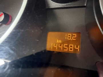 Opel Corsa D Hatchback 1.0 Twinport ecoFLEX 60KM 2009 Opel Corsa TYLKO 144tyśkm! KLIMA 2009R ESSENTIA 1.0B Zwykła Benzyna IDEAŁ, zdjęcie 10