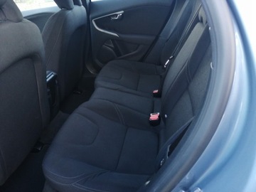 Volvo V40 II Hatchback Facelifting 2.0 D2 120KM 2018 Volvo V40 II 2.0 2,0 bezwypadkowy, serwisowany, zdjęcie 14