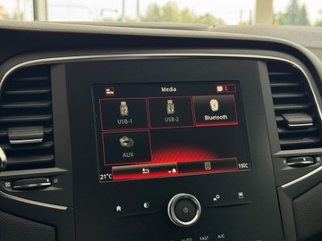 Renault Megane IV Grandtour Facelifting 1.3 TCe 140KM 2020 Renault Megane Limited / 1 właściciel / Salon Pols, zdjęcie 25