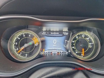 Jeep Cherokee V 2022 Jeep Cherokee 2022 r., 3,2L TRAILHAWK 3.2 Benzyna 271KM, zdjęcie 6