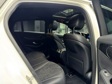 Mercedes GLC C253 2020 Mercedes GLC 300 e Hybryda Plug In 320KM 4Matic, zdjęcie 16