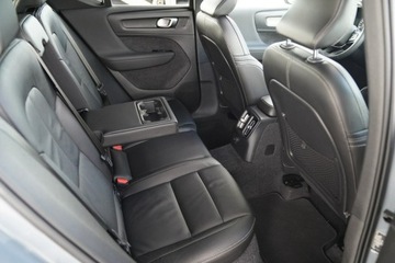 Volvo XC40 Crossover Plug-In Facelifting 1.5 T5 262KM 2022 Volvo XC 40 RECHARGE nawi ful led SKÓRA panorama, zdjęcie 28