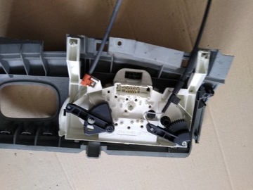 PANEL TRAFIC VIVARO PRIMASTAR 2001-2014 ŘÍZENÍ VENTILACE TÁHLO