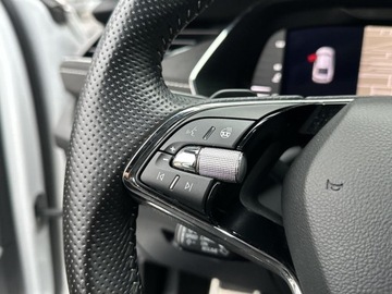 Skoda Octavia IV Liftback 2.0 TDI SCR 200KM 2022 Skoda Octavia RS 2.0 TDI 200KM 4x4 Fotele Ergonomi, zdjęcie 27