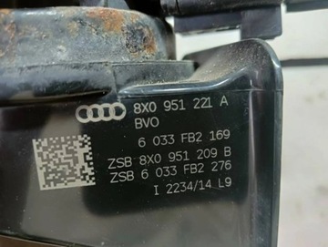 AUDI A1 8X KLAKSON SIGNÁL ZVUKOVÝ ZÁSTRČKA 8X0951221A